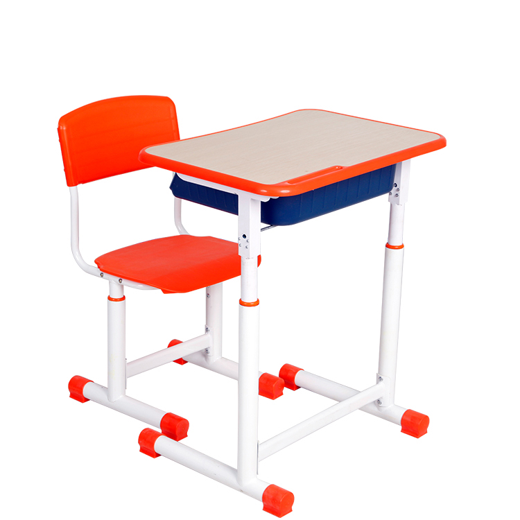 造成學(xué)生課桌椅價(jià)格差異大的原因有哪些？